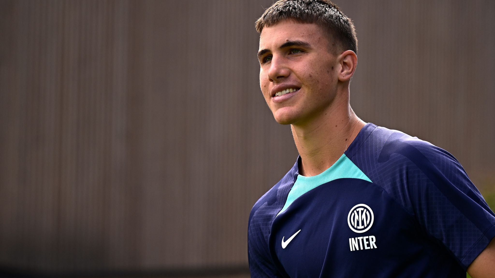 Chelsea sign Italy youth international Cesare Casadei from Inter Milan |  Transfer Centre News | Sky Sports